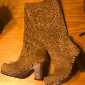 Ugg Dark Chestnut Arroyo Weave Clog Tall Boot